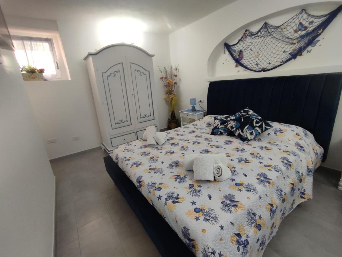 Affittacamere Dal Duca Enrico Castelsardo Exteriör bild